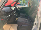 ご納車前にスタッフが入念に清掃し気持ちよく乗り出せるように致します。