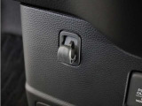 ◆フック◆ちょっとした買い物の袋を吊り下げたり、ゴミ袋を吊り下げられるコンビニフックがあり車内を転がらず便利です!