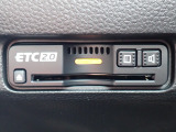 ■【ETC車載器】が装備されています。セットアップをしてお渡しとなり、ETCカードを差し込むだけで高速道路の利用が可能です。
