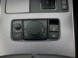 マツダコネクトのコマンダーコントロールスイッチです。マウスの様に感覚的な操作が可能。