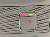 【SOSコール】急病時や危険を感じた時にはSOSコールスイッチを押すと専門オペレーターに接続!万が一エアバック展開事故の時は自動通報します!
