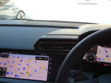 ■Audiでは独自の基準をクリアした車だけをAudi認定中古車として認めています。条件を満たした車だけが、認定資格を持つテクニシャンの手による100項目にも及ぶ点検・整備を受け、お客様のもとへ届けられます。