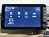 専門業者にて内外装のクリーニングを実施しております!