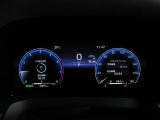 多彩な情報を表示する高精細の12.3インチTFTカラー液晶画面は先進的かつ視認性に優れたデジタルメーター