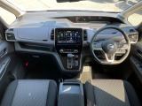 運転席周りの装備がご覧いただけます。展示場では実際にシートに座って確認していただけます。