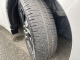 タイヤサイズは165/55R15になります。