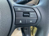 レーダークルーズコントロール(全車速追従機能付)付きです。車速に応じて追従支援してくれるので、ロングドライブも快適です。詳細は販売店スタッフまでおたずねください。