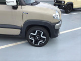 車の外観スタイルアップするならアルミは基本装備です。