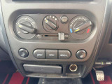 気になるお車がありましたら右の電話番号から直接お店にお問い合わせください。支払方法から車両情報、状態までなんでもご説明させて頂きます。スタッフ一同ご連絡お待ちしております。