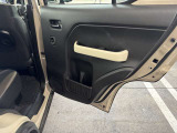 パワーウィンドウのスイッチですよ。運転席に居ながら窓を開け閉めのコントロールできます。