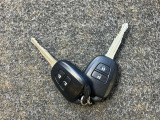 【キーレス】離れた場所から鍵を閉めたか忘れてしまった!そんな時もリモコンボタンを押すだけで施錠できます!