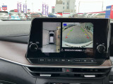 アラウンドビューモニターで車の周辺状況をナビ画面で確認できます☆