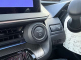 自動で駐車もしてくれます