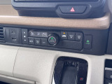 見るのが一番!!中古車は実際に見るのが一番!車は見たいけど、見に行く足がない方でも、当店の近くの稲毛海岸駅や千葉みなと駅など、送迎が可能ですので、ご相談ください。