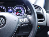 納車前点検では71項目にわたる厳しいチェックを行い、《エンジンオイル》、《オイルフィルター》、《ワイパーブレードゴム》を交換して納車いたします。