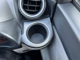 運転席側のドリンクホルダーです!