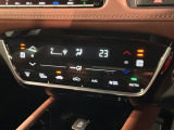 フロント両席にはシートヒーターが付いています!寒い日に便利な装備ですね。