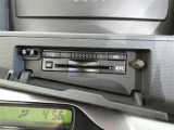 ビルトインタイプのETC車載機です。見た目もスマートで料金所通過もキャッシュレスです。