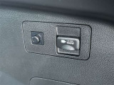 非常時やキャンプなどに役立つAC100Vコンセント付きです。