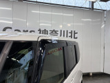 雨の日でも安心のドアバイザー付き!車内の換気に効果を発揮!