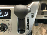 安全安心な走行のために、納車前には小さなクルマを知り尽くしたエキスパートが基本性能に関わる機能や状態を徹底的に点検しています。