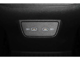後席 USB充電ポート