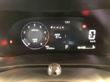 デジタルメーターを採用しており見やすくなっております。