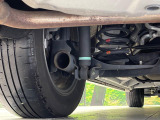 お車を安心してお乗りいただく為には、足回りの定期点検が欠かせません。サービスサポート(有償保証)では無料点検もご提供しており、安心のカーライフをお過ごしいただけるサポート体制が整っています。