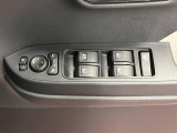 電動格納式ドアミラースイッチ、パワーウインドゥスイッチ