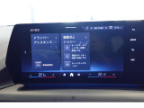 クルマの頭脳ともいえる、管理システム、iDrive。ナビだけではなく、オーディオ操作や車両情報の表示などをコントロールできます。便利さと安全性の向上にも繋がっています。