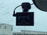 ドライブレコーダー付きです!!映像・音声などを記録する車載装置です。 もしもの事故の際の記録はもちろん、旅行の際の思い出としてドライブの映像を楽しむことができます!!