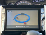 テレビ映像を表示できる画面を備えており、停車中の待ち時間などに番組や映像をお楽しみいただけます。操作しやすい位置にまとまった画面で、車内での過ごし方の幅が広がります。