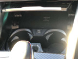 車両の詳細、ご質問につきましては、営業スタッフまでお気軽にご連絡下さいませ。遠方のお客様には実車の詳細動画送信も承ります。お問合せをお待ち致しております。