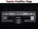 コンソ-ル内にスッキリ収まったビルトインタイプのETC車載器を装備しております。高速道路利用時に便利なアイテムです。