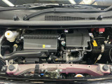 エンジンルームもクリーニング済みできれいですよ。日産の整備士がしっかりと丁寧に点検していますので安心してお乗りいただけます
