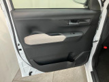 延長保証につきましてはお求めいただく車両によって保証料が異なりますので、当店スタッフまでお気軽にお問い合わせくださいませ。