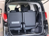 荷室はシートアレンジを行うことで広い荷室にすることが可能です 様々なシーンで活躍できますね