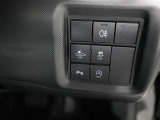 各操作スイッチなども使いやすい位置に配置されています!