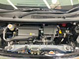 エンジンルームもクリーニング済みできれいですよ。日産の整備士がしっかりと丁寧に点検していますので安心してお乗りいただけます