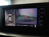 バックガイドモニターで、後方を確認しながら安心して駐車することができます。運転初心者も熟練者も必須の機能ですよ!