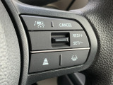 ■アダプティブクルーズコントロール(ACC)■前走車との車間距離を維持しながら、設定した車速内で自動的に加減速の支援を行います。高速道路や長距離運転の際に便利な機能です!