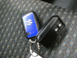 ◆◆◆キーを取り出すことなくドアの施開錠、エンジンの始動が可能で便利な「スマートキー」付きです!!!