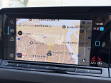 「ディスカバープロ」ナビゲーション機能をはじめ、車両設定や走行情報の確認など、多彩な機能をスマートに操作できます。