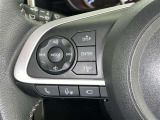 ステアリングスイッチ装備!運転しながら手元でオーディオの操作などができます。