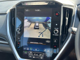 車両の周囲をカメラで確認できるため、駐車や狭い場所での取り回しをサポートしてくれます!周囲の状況をモニターで確認しながら操作できる、安心感のある便利な装備です!