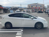 車の販売はもちろんですが、車検・鈑金工場を完備しております。お車の事なら何でもご相談ください。