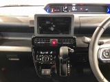 温度を設定すれば、自動で車内の温度管理をしてくれる優れものです♪ATミッションで運転楽々