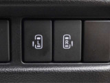 電動スライドドア付き車は、操作スイッチも確認できます。