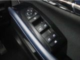 ソフトパッドとステッチを採用することにより質感の高いインテリアに仕上がってます♪