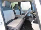 運転席の高さを変更できるので、体格に合わせた位置で運転できます!